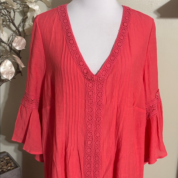 Avenue Coral Lace-Trim V-Neck Tunic - Picture 2 of 5